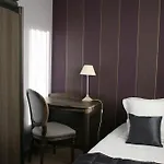 Hostellerie De La Quenoeuille 2* Marquise
