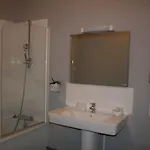 Hostellerie De La Quenoeuille Hotel