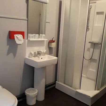 Hostellerie De La Quenoeuille Szálloda